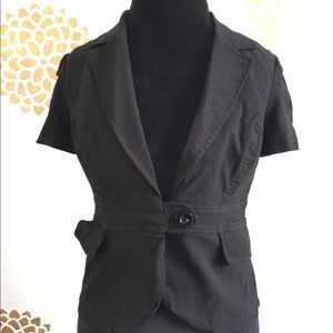 XOXO short sleeve blazer